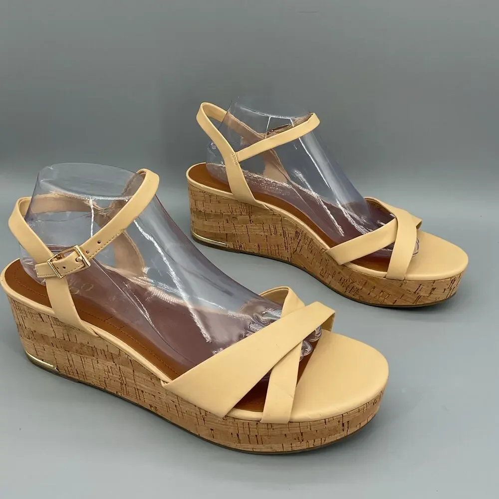 NEW Franco Sarto Women’s Pelma Platform Ankle Strap Sandals Beige Size 11M